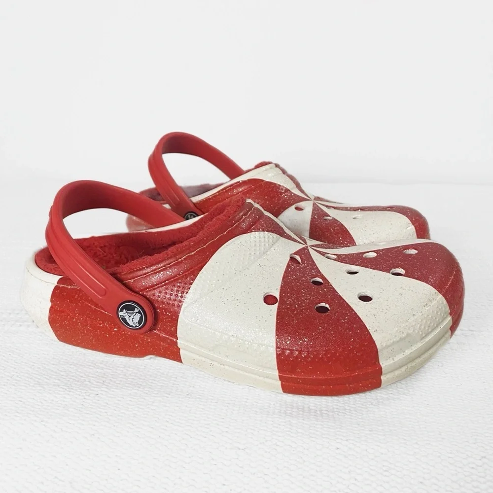 Crocs Kids Classic Lined Fuzzy Holiday Clogs Red & White Candy Cane size J4